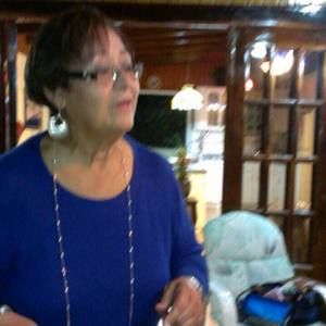 Meet your Posher, Myriam z.